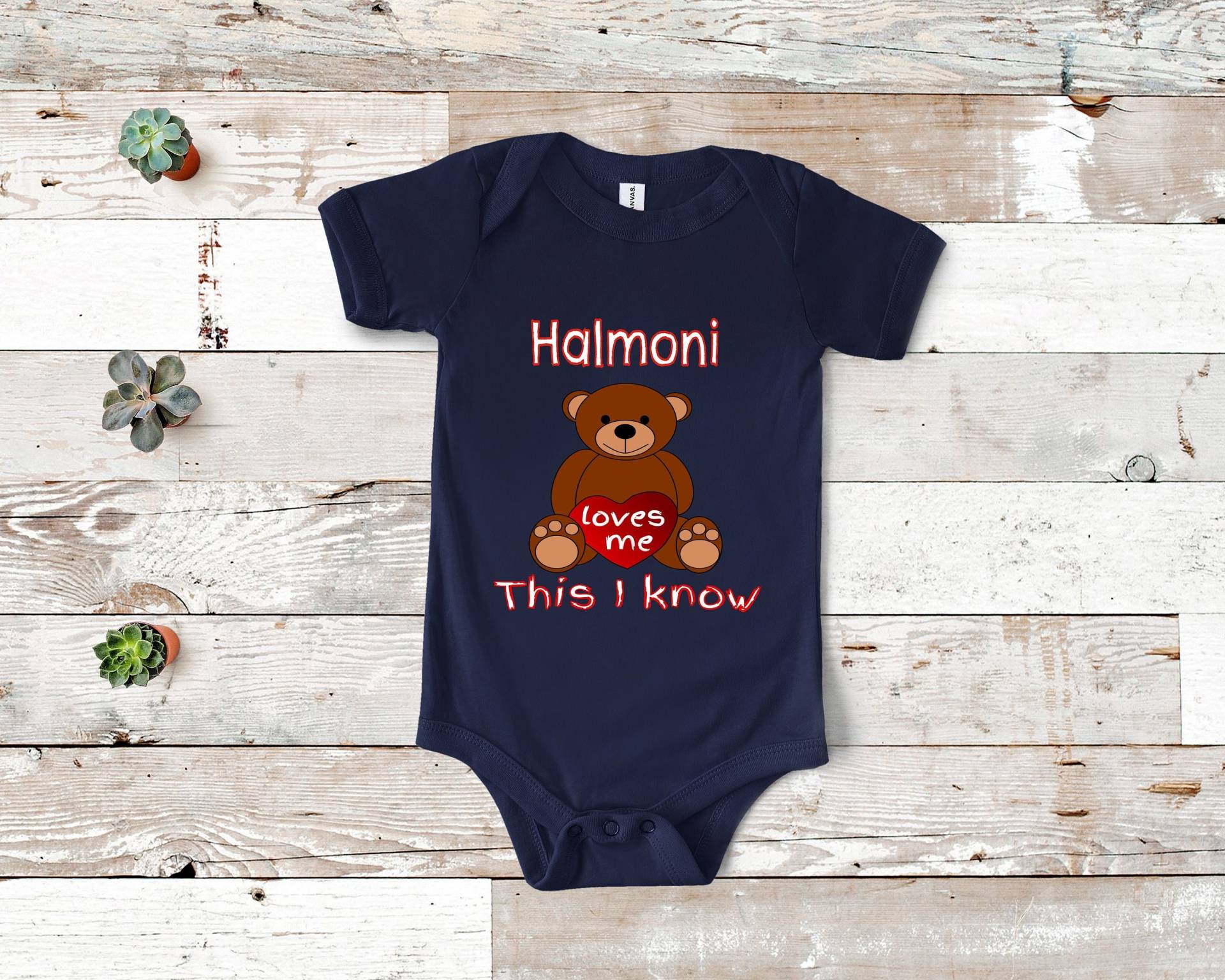 Halmoni Liebt Mich Süßer Oma Bär Baby Body, Tshirt Oder Kleinkind Shirt Korea Koreanisch Großmutter Geschenk Schwangerschaft Ankündigung von WalltoWallMall