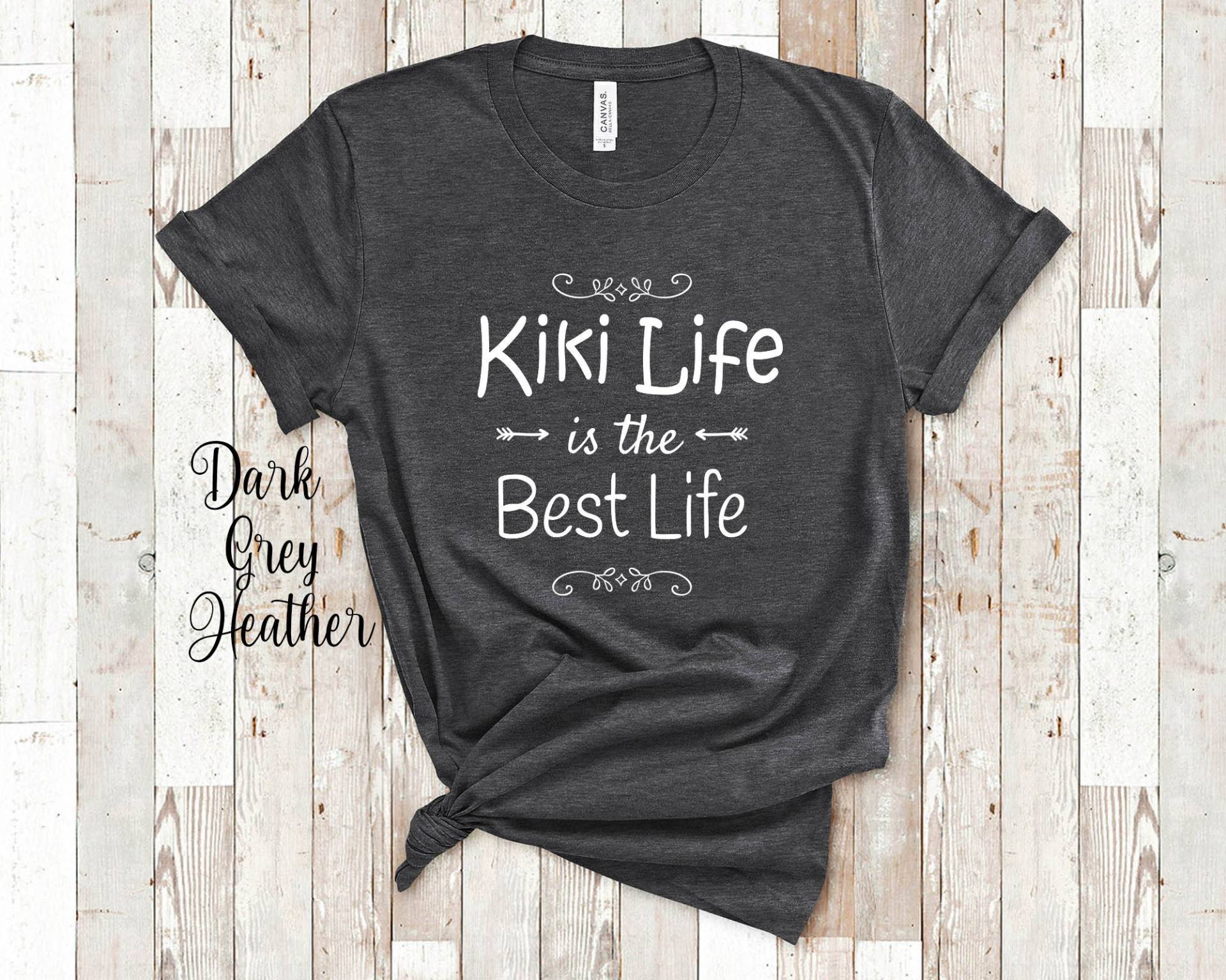 Kiki Life Is The Best Oma Tshirt Besondere Großmutter Geschenk Idee Für Muttertag, Geburtstag, Weihnachten Oder Schwangerschaft Reveal Ansage von WalltoWallMall