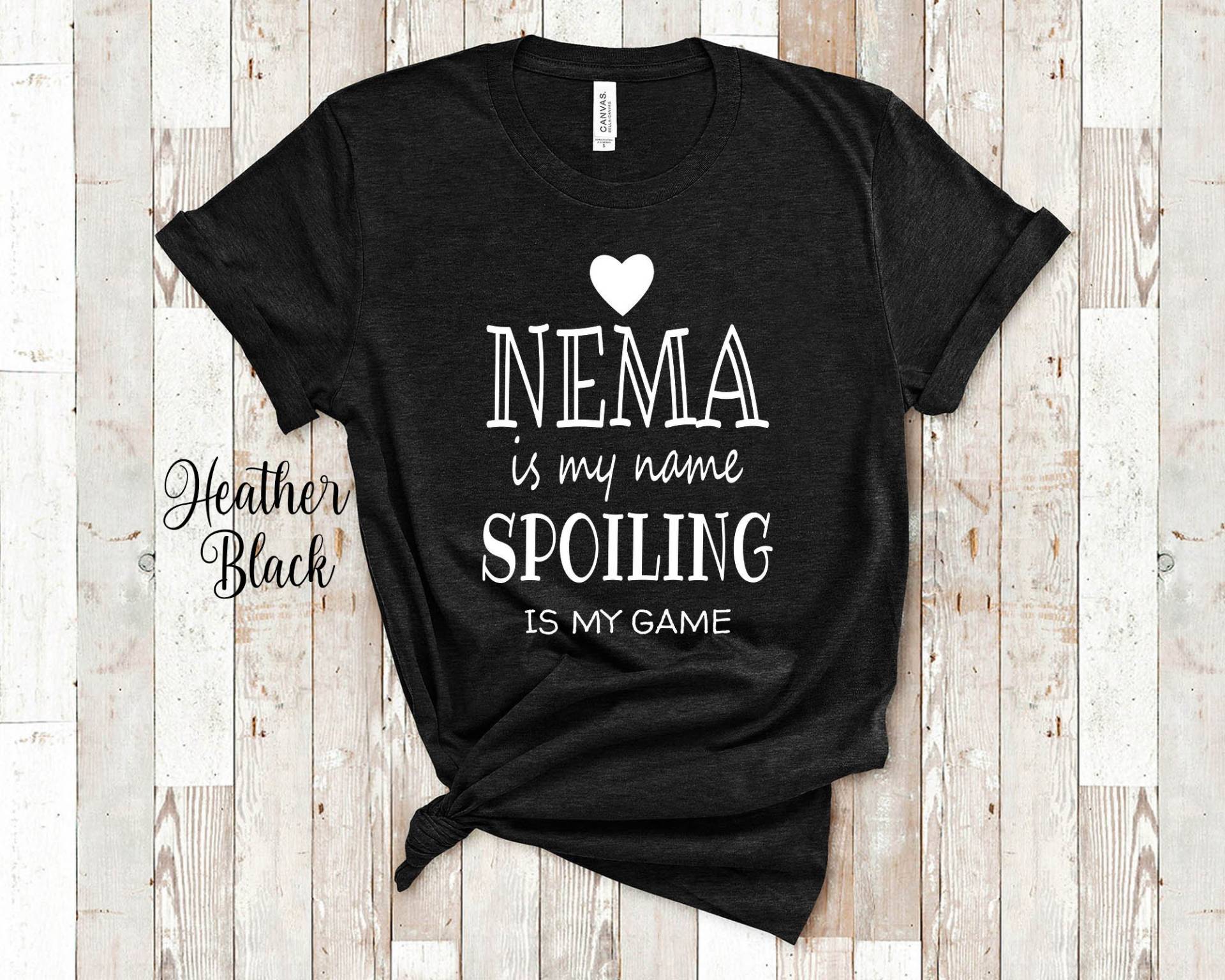 Nema Is My Name Grandma Tshirt Besondere Großmutter Geschenkidee Für Muttertag, Geburtstag, Weihnachten Oder Schwangerschaftsmitteilung Nema Is My Name Grandma Tshirt Besondere Großmutter Geschenkidee Für Muttertag, Geburtstag, Weihnachten Oder Schwangerschaftsmitteilung von WalltoWallMall
