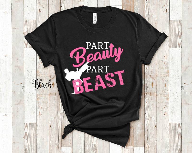 Part Beauty Beast Martial Arts T-Shirt, Langarm-T-Shirt, Sweatshirt, Tank Top Oder Jugend-Shirt Für Frauen Und Jugend-Mädchen von WalltoWallMall