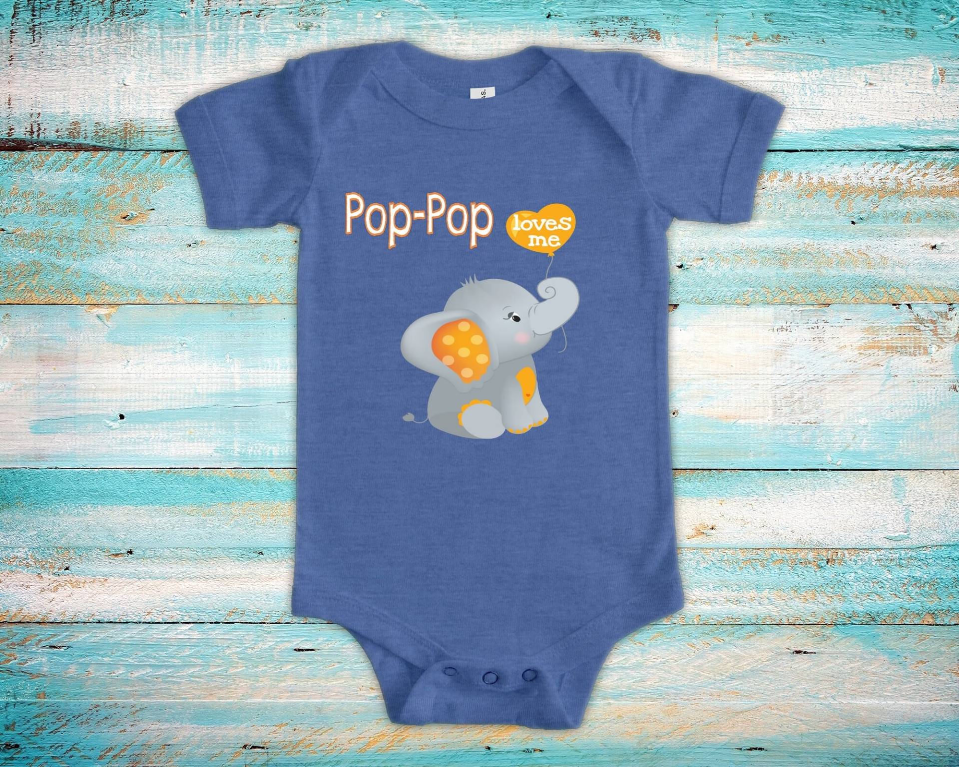 Pop-Pop Loves Me Süßer Opa Name Elefant Baby Body, Tshirt Oder Kleinkind Shirt Besonderes Großvater Geschenk Schwangerschaft Ankündigung von WalltoWallMall