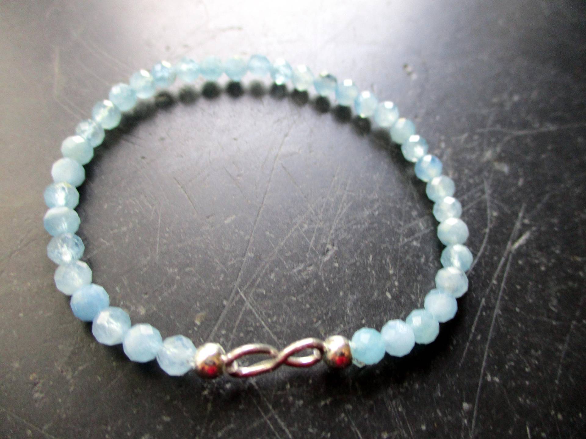 Armband, Chalcedon, Hellblau, Facettiert, Infinity, Schmuck, Unisex Armband, Chalcedon, Hellblau, Facettiert, Infinity, Schmuck, Unisex von WaltrautvonRoda