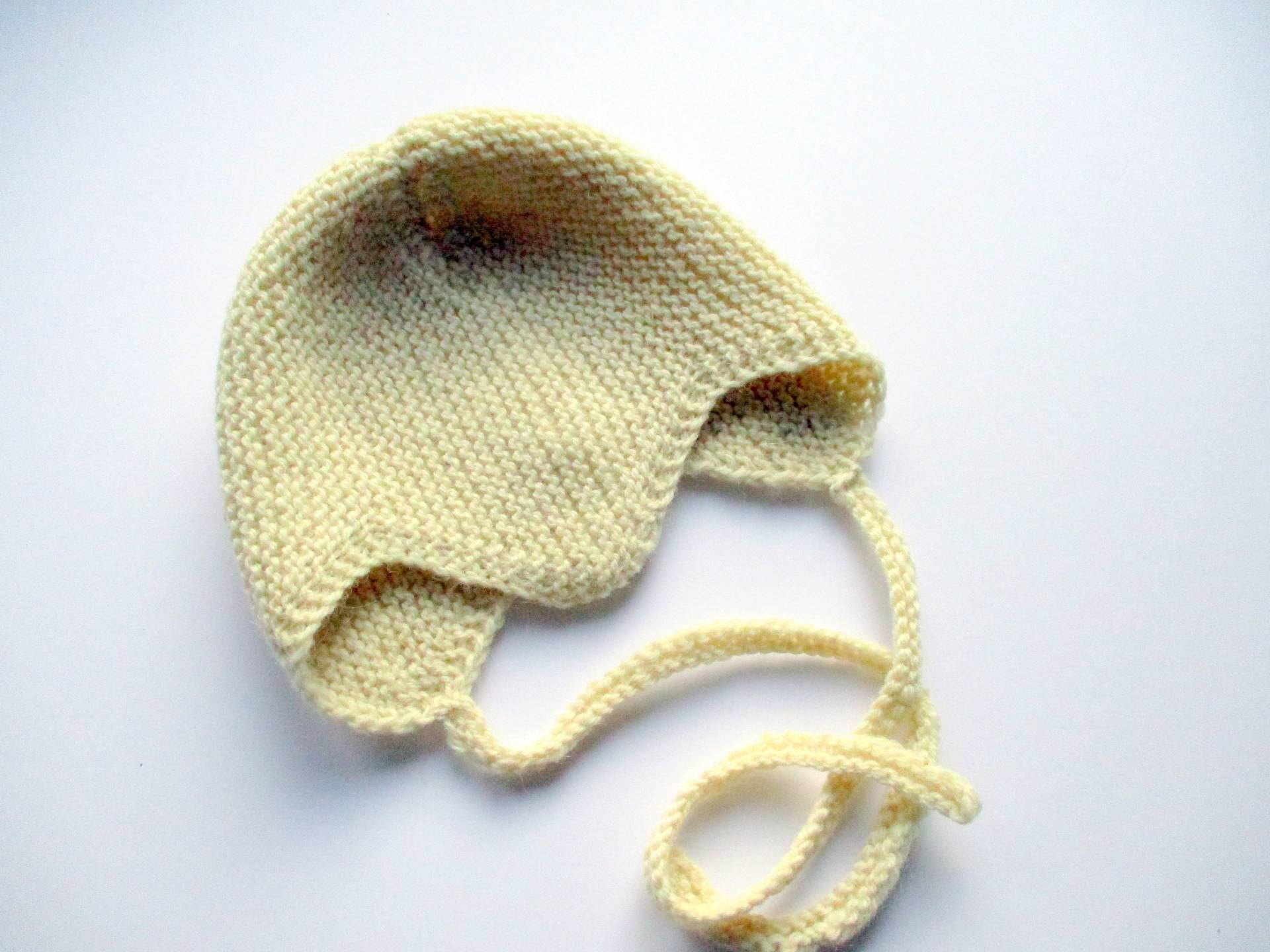 Baby Mütze, Kappe, Baby, Teufelsmütze, Beige, Strick, Wolle von WaltrautvonRoda