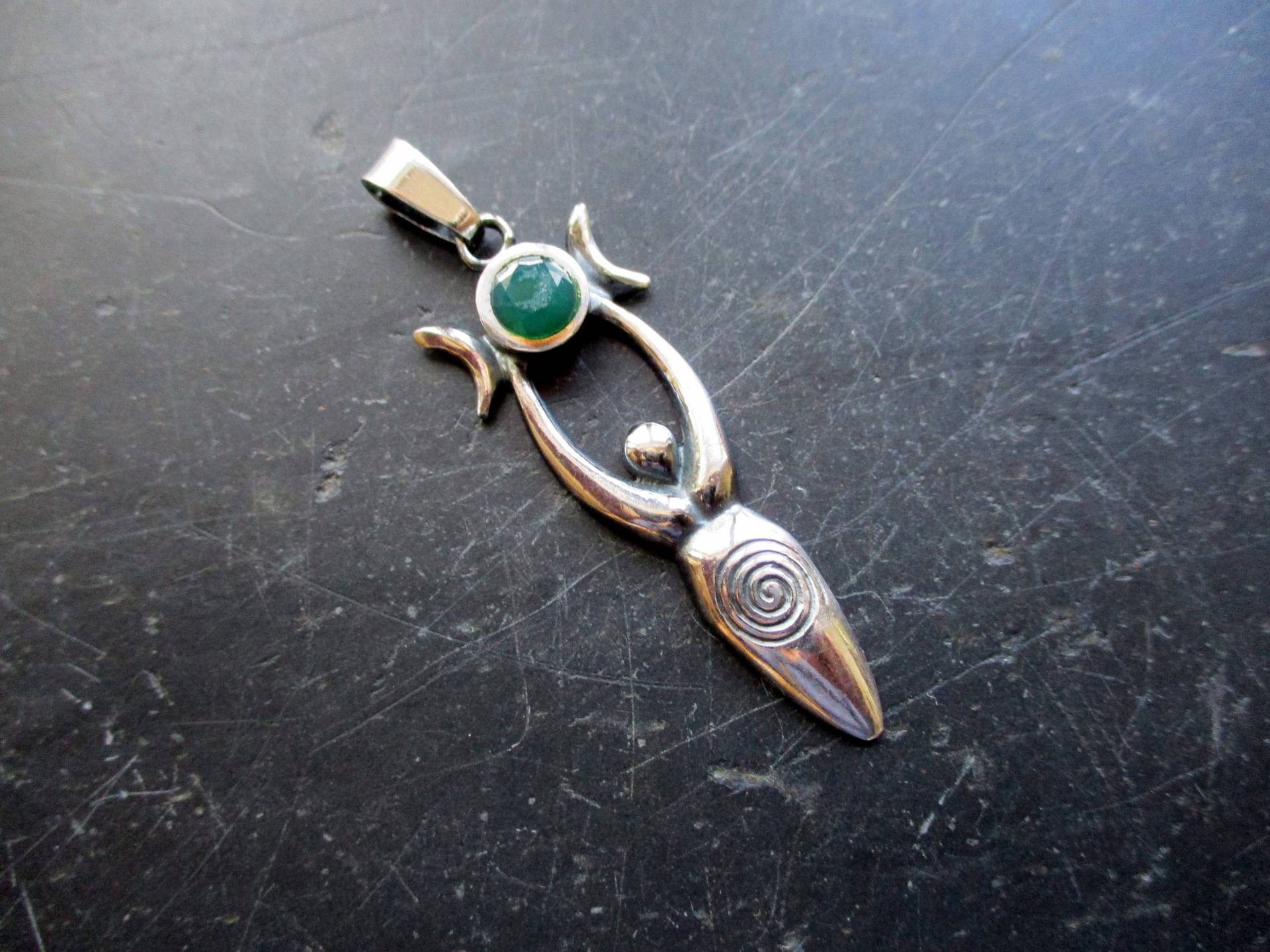 Göttin, Gaja, Erdmutter, Sterlingsilber, Spiralgöttin, Chrysopras, Schmuck, Muttergöttin von WaltrautvonRoda