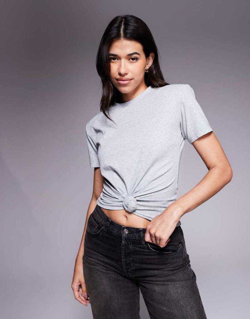 Wander Doll - So Basic - T-Shirt mit hohem Baumwollanteil in Grau mit Knoten vorne und Schulterpolstern von Wanderdoll