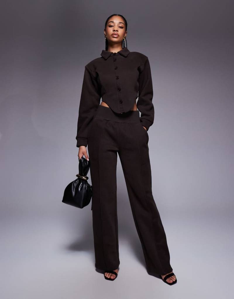 Wanderdoll - Hattie - Elegante Hose aus Baumwollmix in Schokobraun mit weitem Bein und Ziernaht, Kombiteil-Brown von Wanderdoll