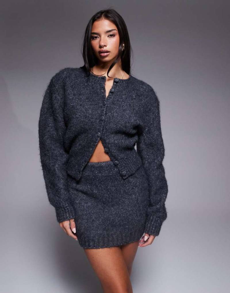 Wanderdoll - Misty - Glitzernde Strickjacke in Anthrazit mit Wollanteil und durchgehender Knopfleiste, Kombiteil-Grau von Wanderdoll