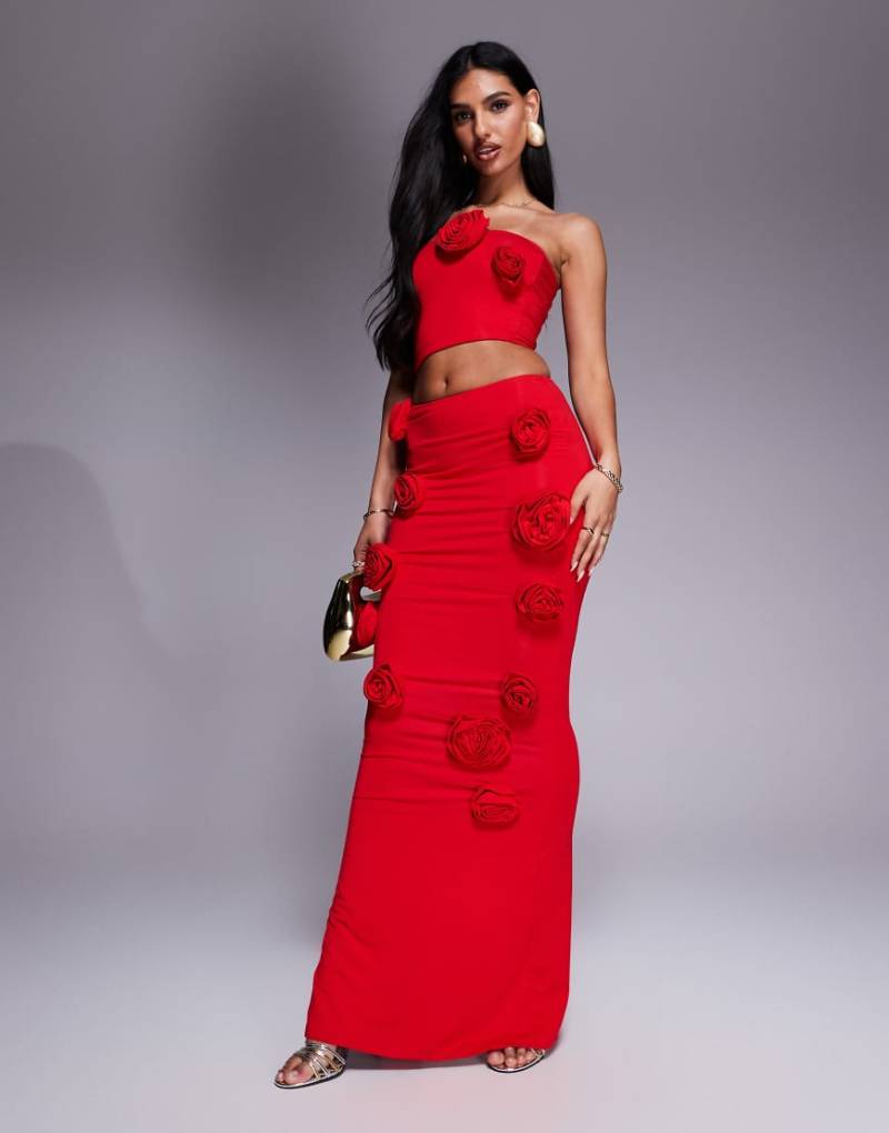 Wanderdoll - Posie - Hautenges, trägerloses Cropped-Top in Rot mit Ansteckblume, Kombiteil von Wanderdoll