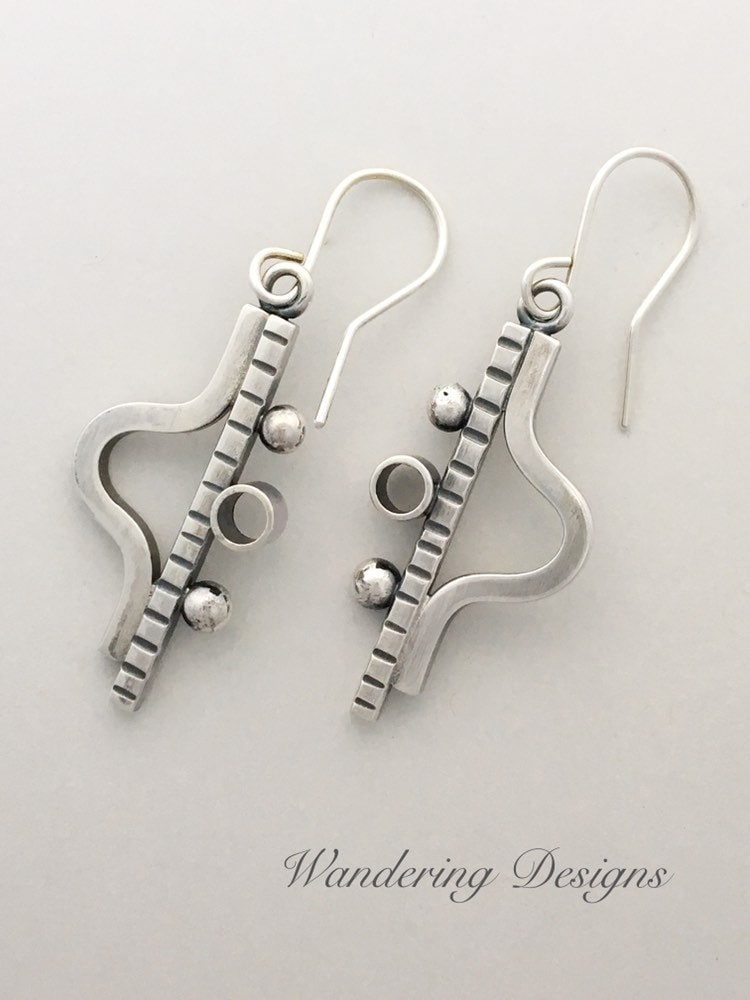 Handmade Sterling Silber Ohrringe Silberschmiede Schmuck, Recycelt Handmade Sterling Silber Ohrringe Silberschmiede Schmuck, Recycelt von WanderingDesigns