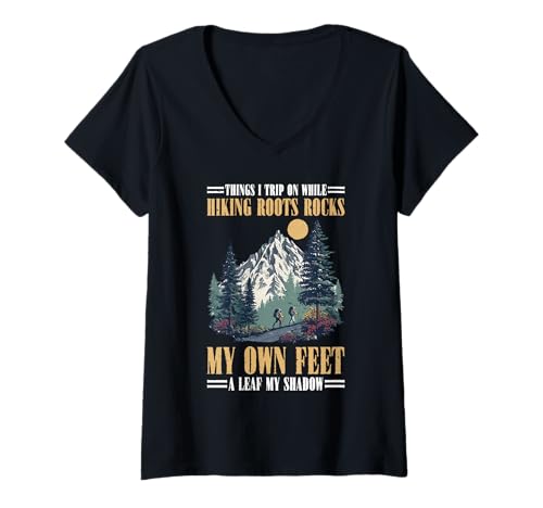 Damen Hiking Trip Hazards Roots Rocks Feet and Shadows - T-Shirt mit V-Ausschnitt Damen Hiking Trip Hazards Roots Rocks Feet and Shadows - T-Shirt mit V-Ausschnitt von Wandern Herbstanfänger Trail Witze