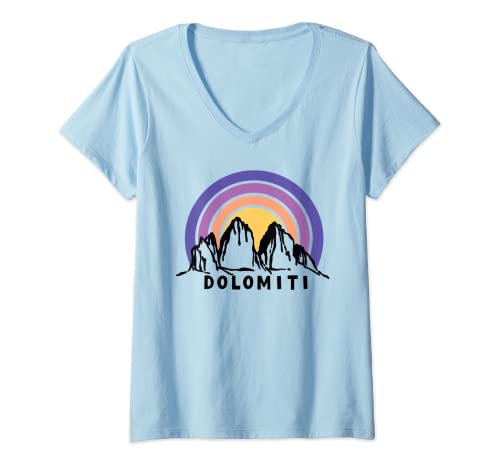 Damen Dolomiten Drei Zinnen Tre Cime di Lavaredo Südtirol Souvenir T-Shirt mit V-Ausschnitt Damen Dolomiten Drei Zinnen Tre Cime di Lavaredo Südtirol Souvenir T-Shirt mit V-Ausschnitt von Wandern in den Dolomiten Souvenirs by Sany O.