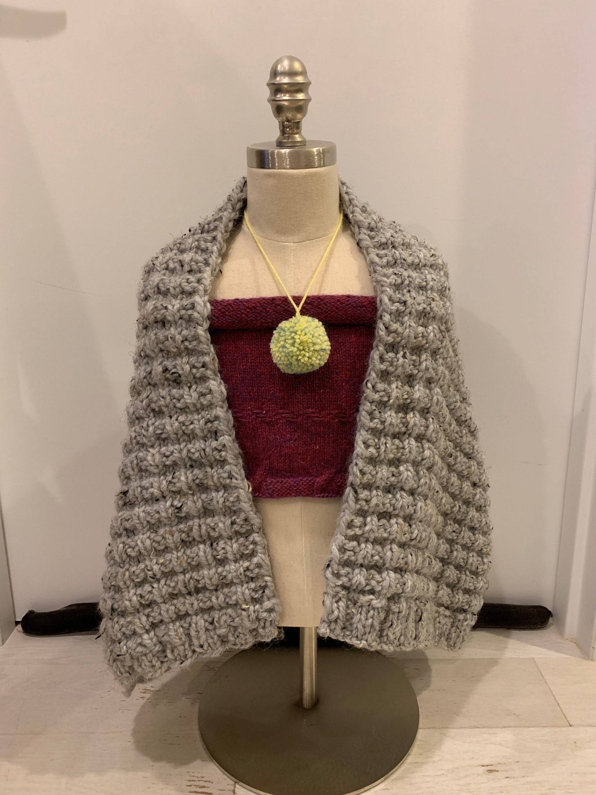 Handgemachter Grauer Waffelstich Schal Handgemachter Grauer Waffelstich Schal von WaraShopKnitting