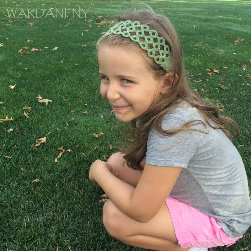 Wardani, Gehäkeltes Stirnband Verstellbar Elastisch Handgemacht Mit Remy Baumwollgarn Wardani, Gehäkeltes Stirnband Verstellbar Elastisch Handgemacht Mit Remy Baumwollgarn von Wardani