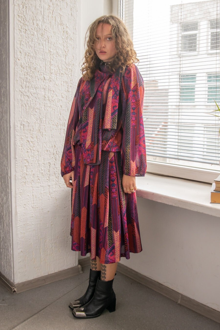 Vintage 70Er Jahre Bunt Gemusterter Rock Und Bluse Co-Ordine von WardrobeQueenVINTAGE