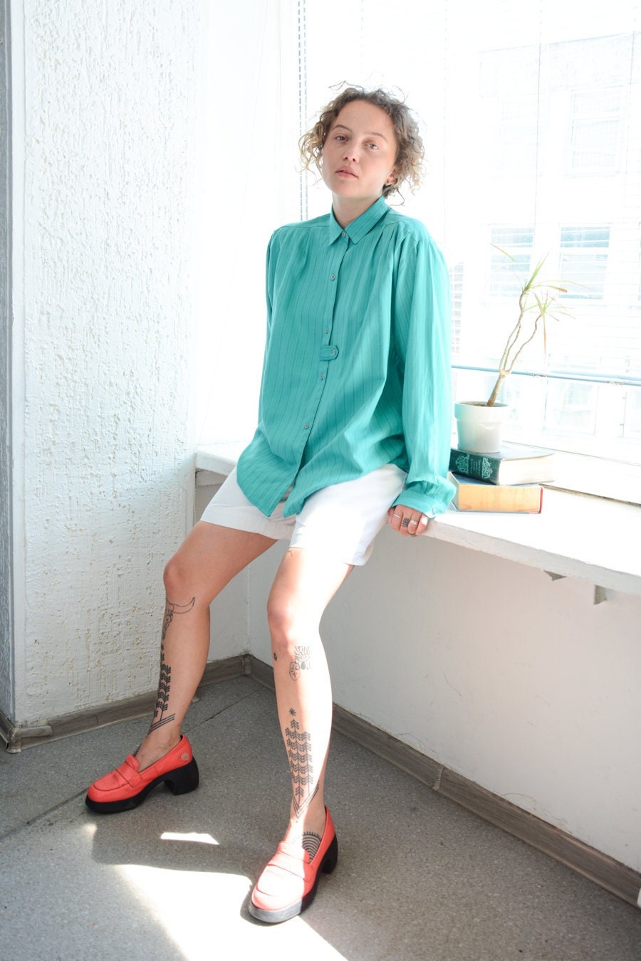 Vintage 70Er Jahre Grün Gestreifte Bluse von WardrobeQueenVINTAGE