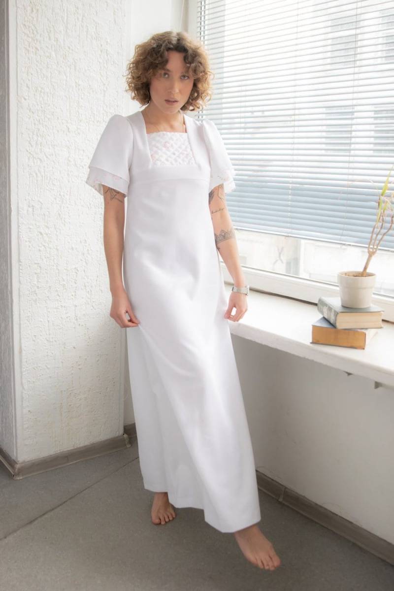 Vintage 70Er Jahre Seltenes Weißes Maxi Boho Brautkleid von WardrobeQueenVINTAGE