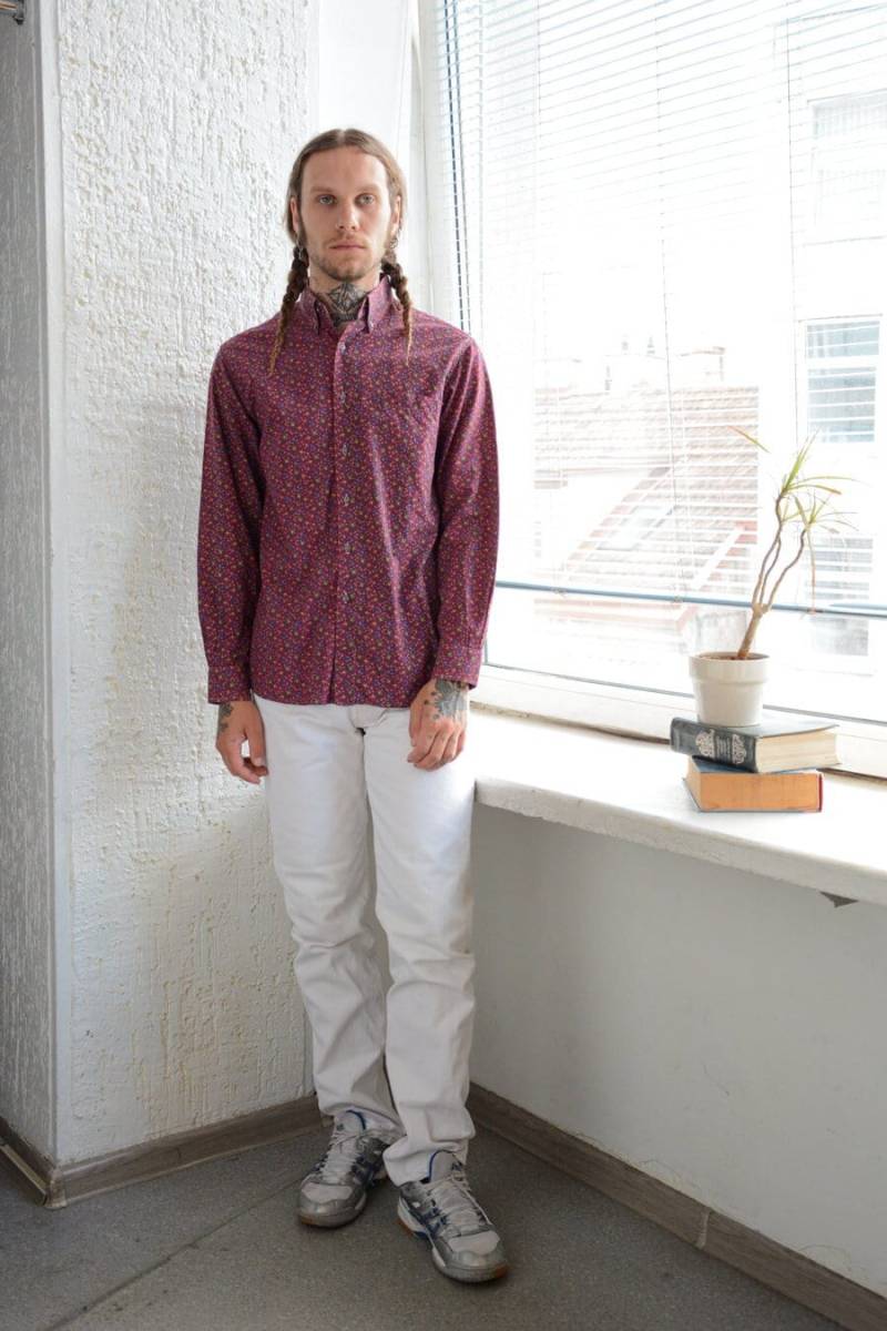 Vintage 70Er Lila Paisley Print Baumwolle Carven Paris Shirt von WardrobeQueenVINTAGE