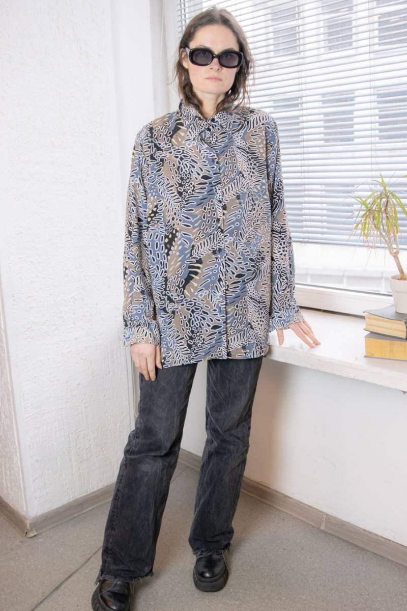 Vintage 80Er Bunt Gemustertes Hemd von WardrobeQueenVINTAGE