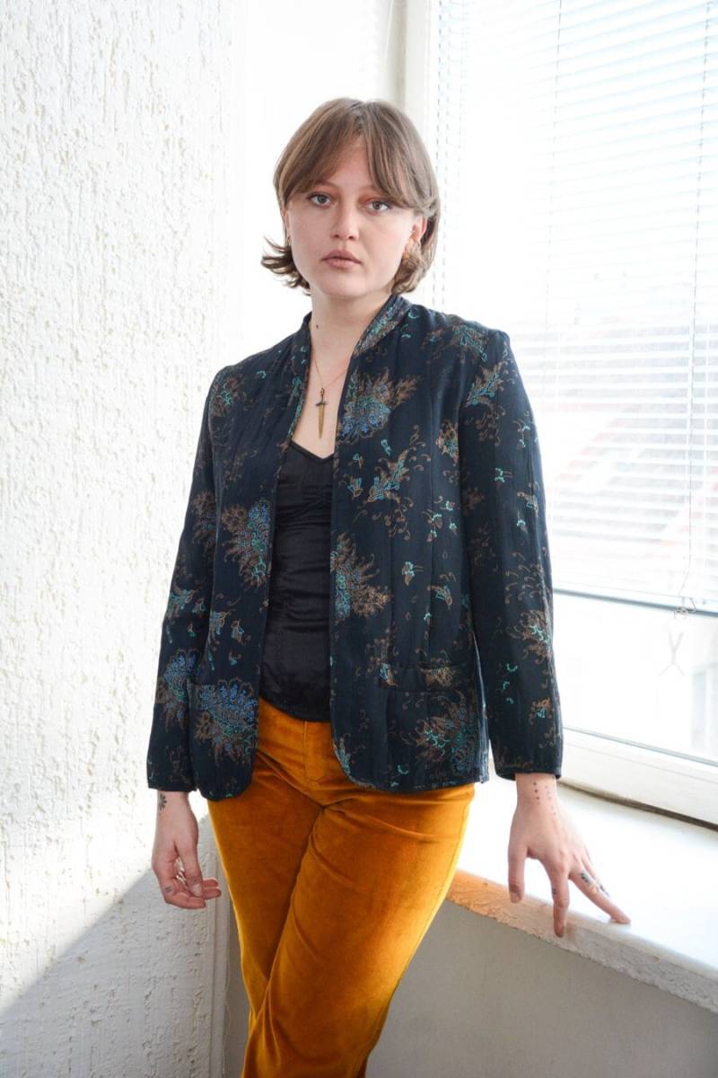 Vintage 80Er Dünne Gemusterte Steppjacke von WardrobeQueenVINTAGE