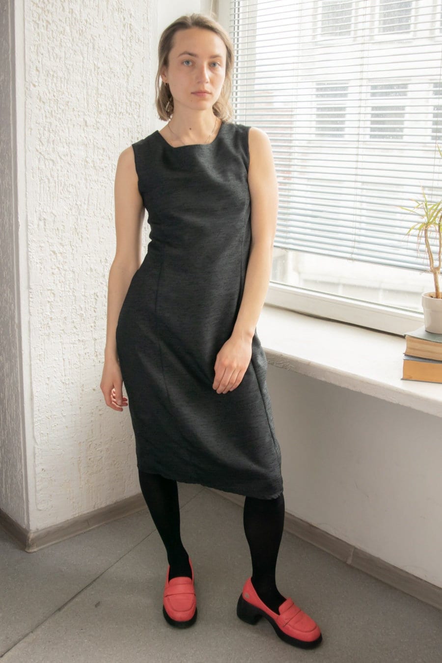 Vintage 80Er Schwarzes Strukturkleid von WardrobeQueenVINTAGE