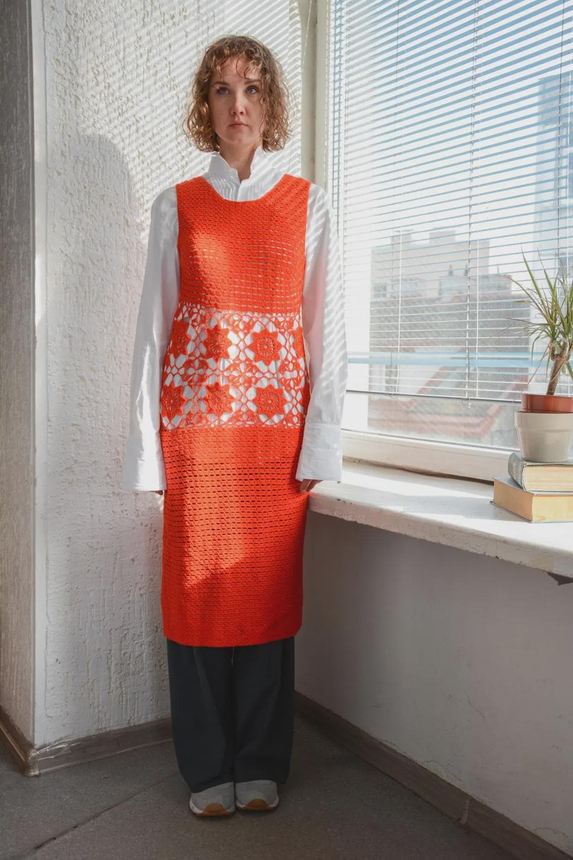 Vintage Boho Orange Handgestricktes Häkelkleid von WardrobeQueenVINTAGE