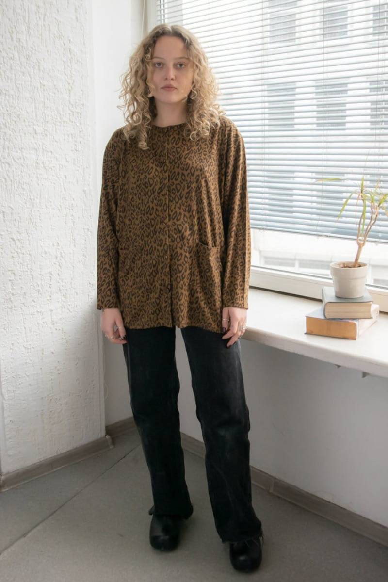 Vintage Braun Animal Print Bluse von WardrobeQueenVINTAGE