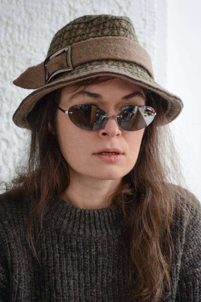 Vintage Braun Wollhut Mit Schnalle von WardrobeQueenVINTAGE