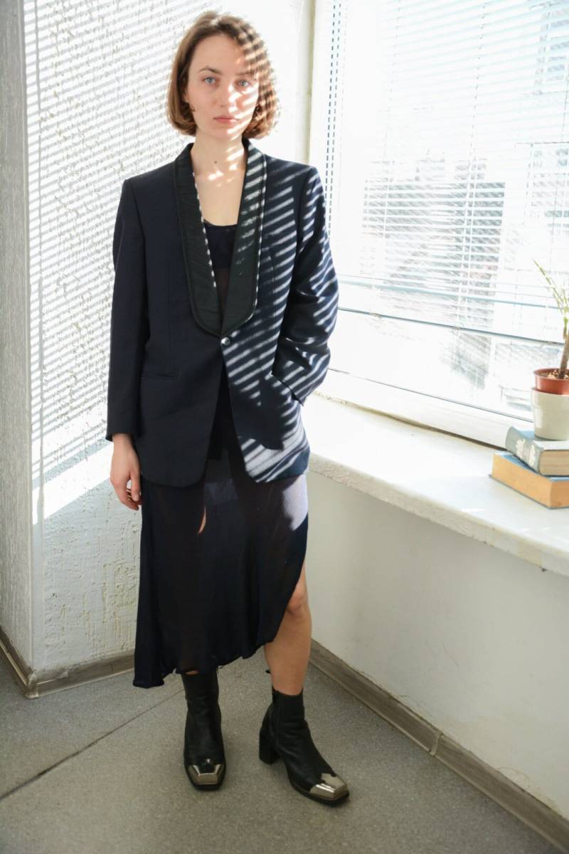 Vintage Marine Blaue Wollmischung Blazer Jacke von WardrobeQueenVINTAGE