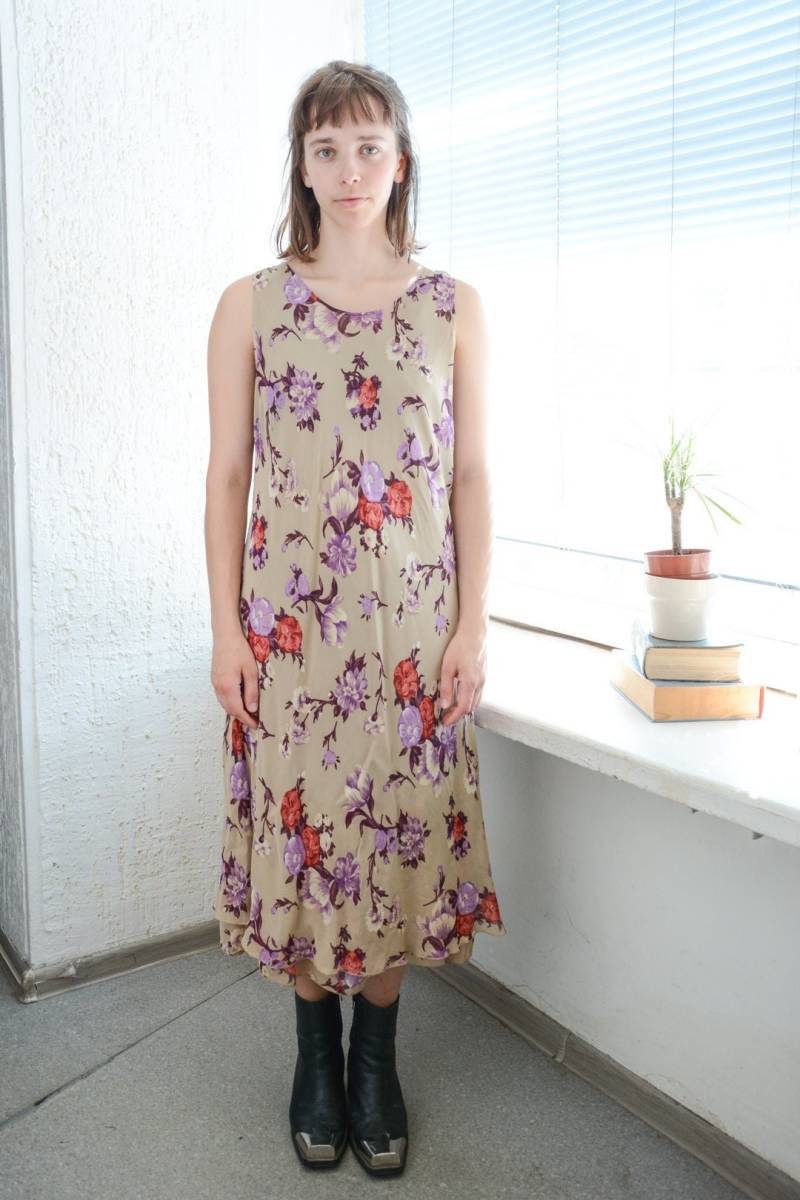 Vintage Multicolour Blumen Print Midi Kleid von WardrobeQueenVINTAGE