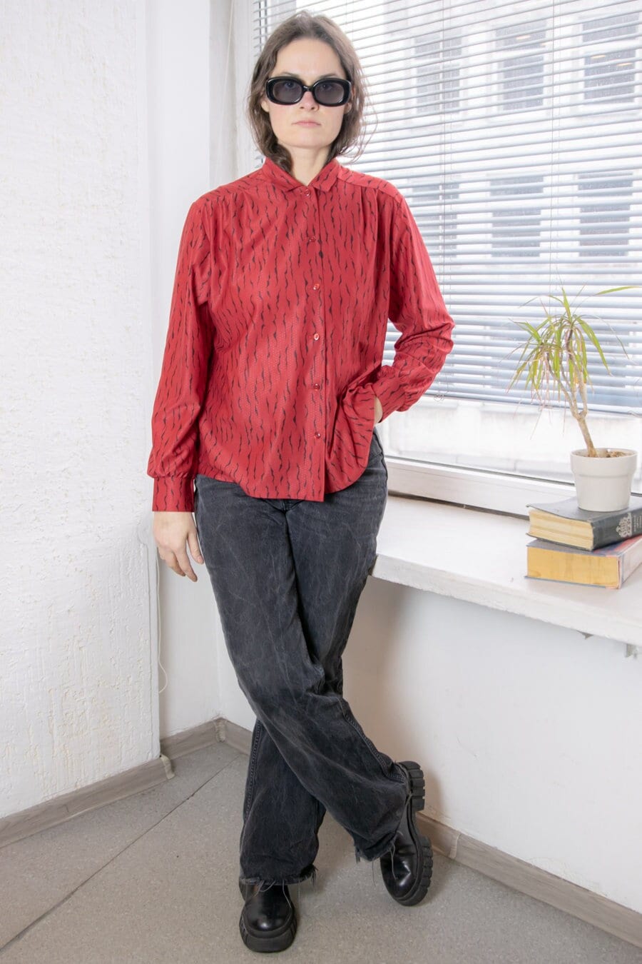 Vintage Rot Gemusterte Bluse von WardrobeQueenVINTAGE