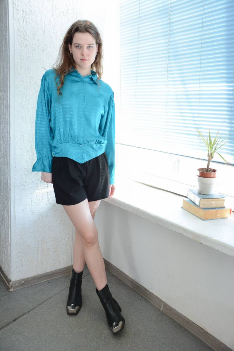 Vintage Smaragdgrüne Puffärmelbluse von WardrobeQueenVINTAGE