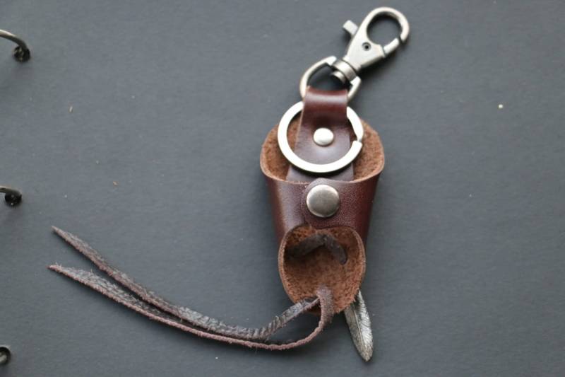 100% Echtes Leder, Handgefertigter Lederschlüsselhalter, Braune Lederschlüsseltasche, Autoschlüsseltasche, Lederschlüsselhalter 100% Echtes Leder, Handgefertigter Lederschlüsselhalter, Braune Lederschlüsseltasche, Autoschlüsseltasche, Lederschlüsselhalter von WarmHeartHouse