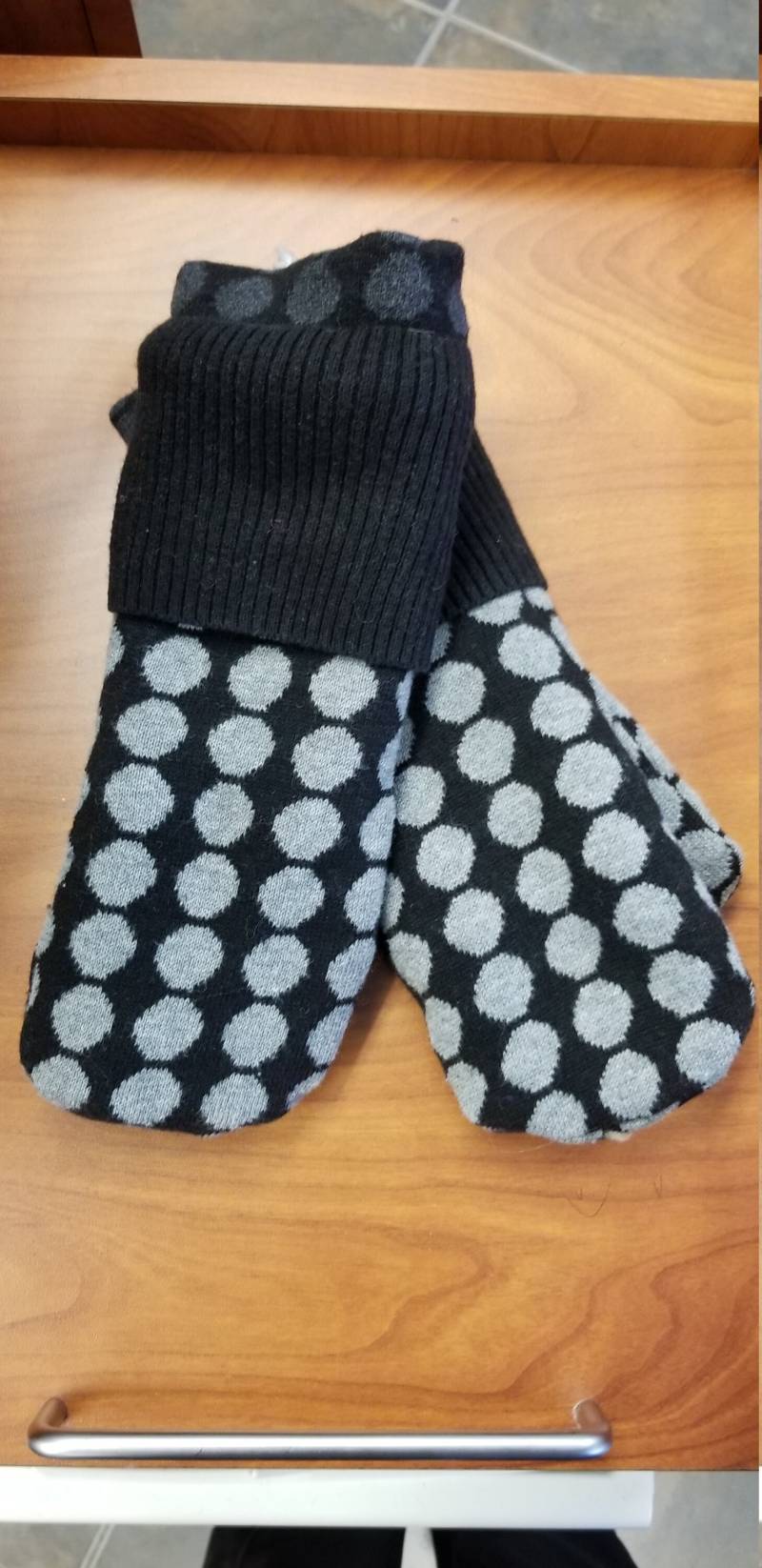 Recycling-Pullover Handschuhe Recycling-Pullover Handschuhe von WarmMitts