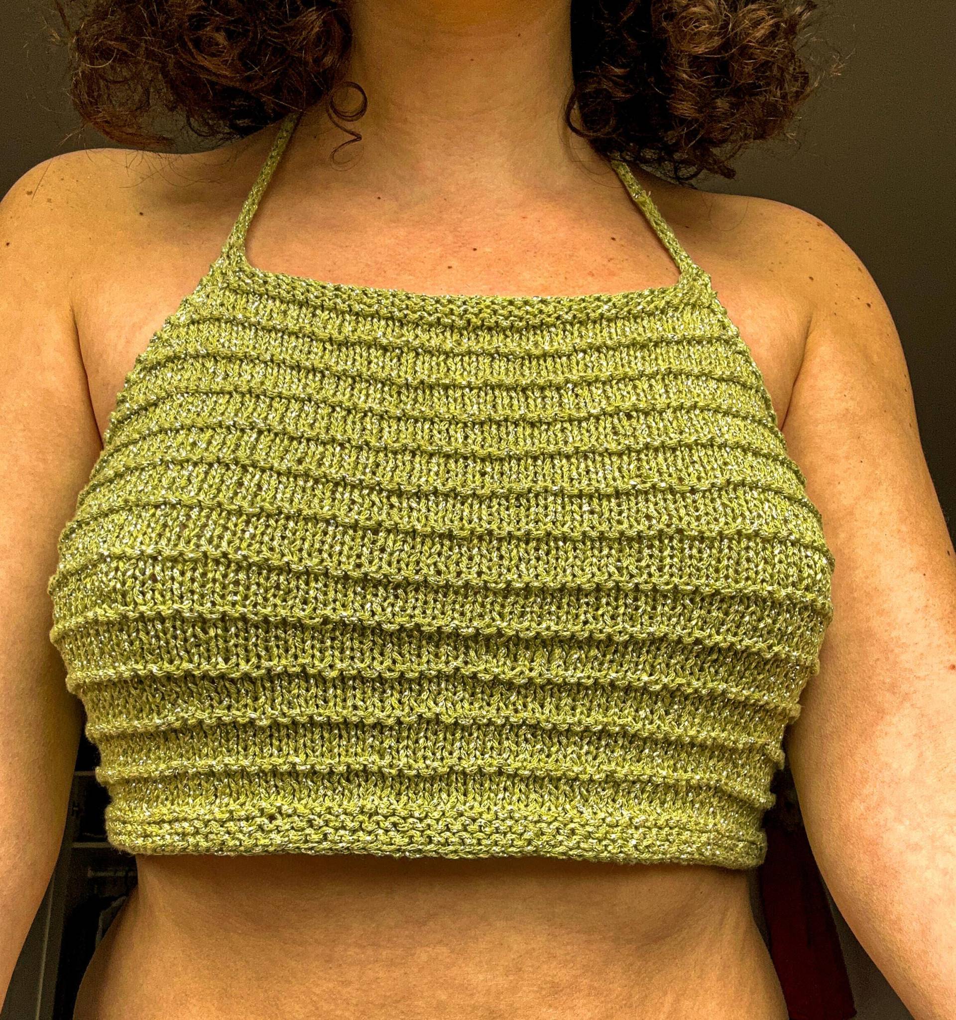 Gehäkelte Crop Tops Gehäkelte Crop Tops von WarmTouchCrafts