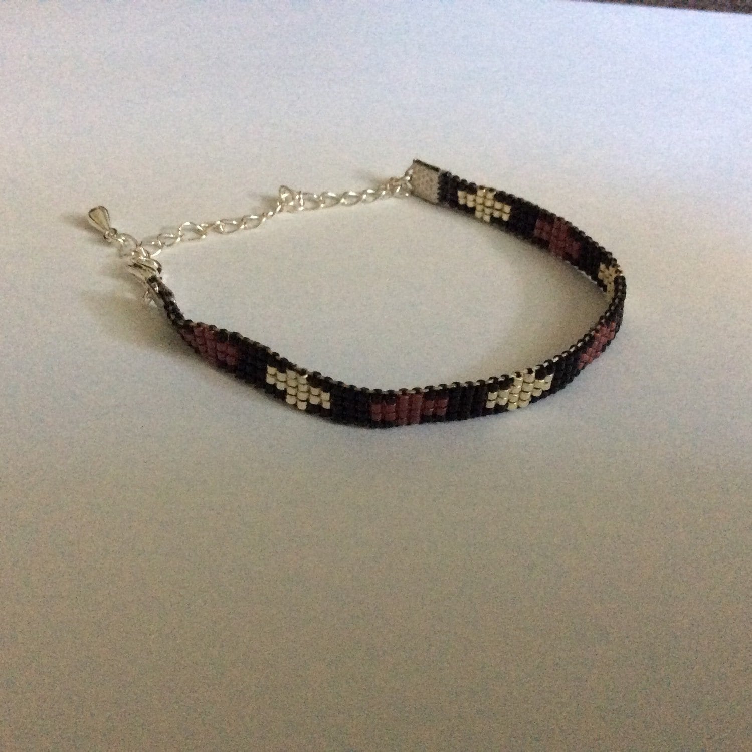 Schmale Miyuki Delica Perlen Armband Mit Kette Schmale Miyuki Delica Perlen Armband Mit Kette von Waschje