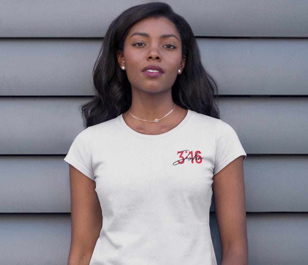 Johannes 316 || Fairwear Foundation | Bio 100% Baumwolle Rot Und Weiss Auf Superweichem T Shirt Damen T-Shirt Christliche Kleidung Vegan von WashedInFaith