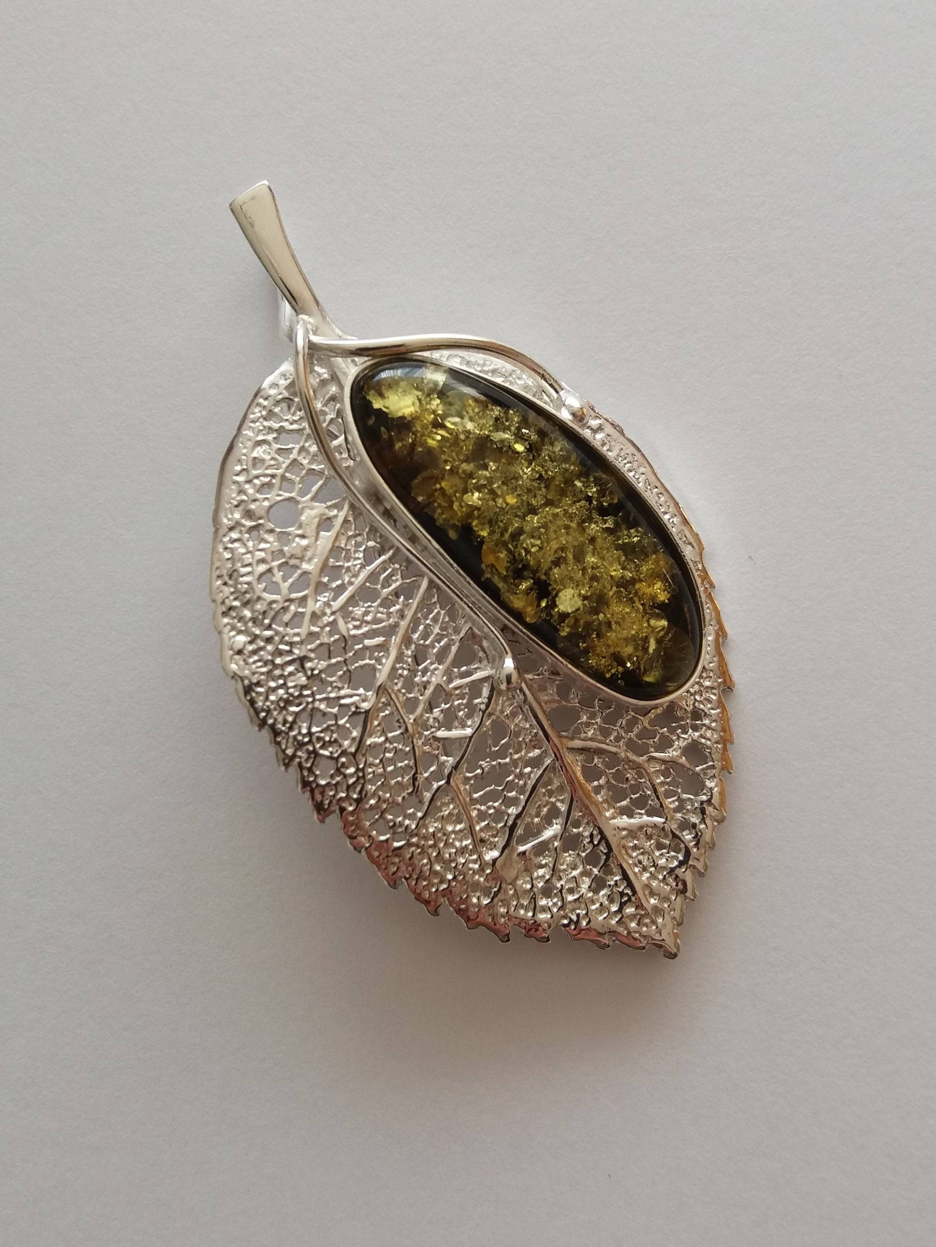 Weisser - Broochros, Silbertes Blatt Weisser - Broochros, Silbertes Blatt von WasiewiczArt