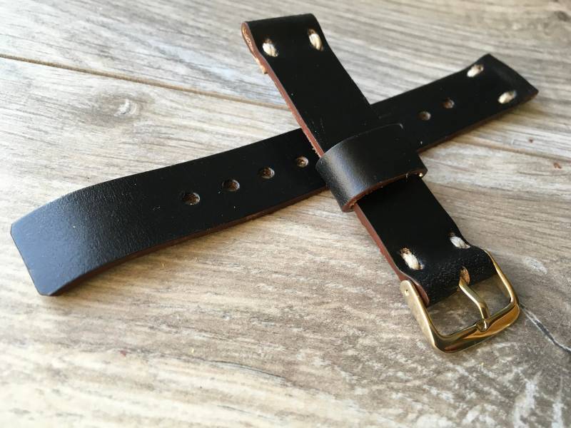 Handgefertigtes Schwarzes Horween Chromexcel Leder Uhrenarmband - Sonderanfertigungen von WatchChasLeather