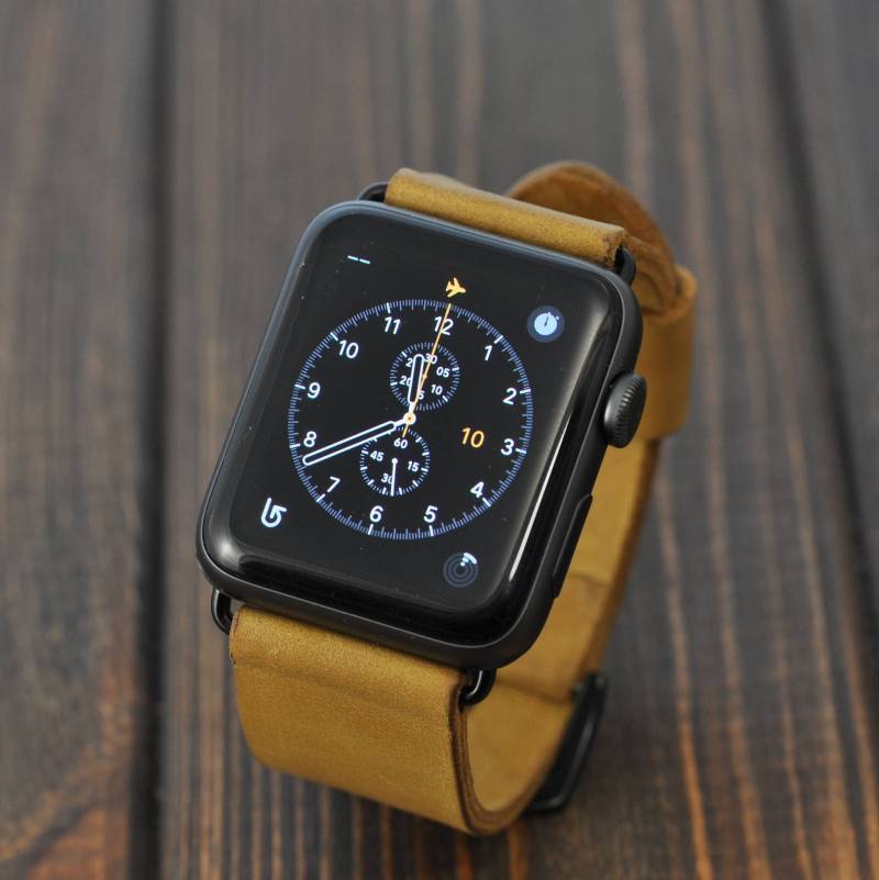 Apple Watch Band 38mm 40mm 42mm 44mm Leder Uhr Minimal Naturleder Iwatch Serie 1 2 3 4 5 Handgemachte Kostenlose Personalisierung Gelb von WatchSoviet