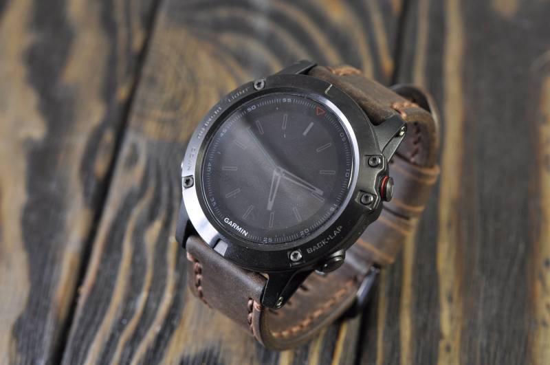 Leder Herren Uhrenarmband Für Die 5/5S/5S/5x Und Die 3 Sportuhren Von Dernix Fenix Dunkelbraun von WatchSoviet