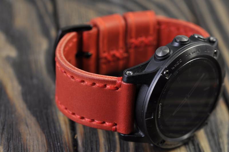 Mens-Handmade-Lederarmband Für Die Garmin Fenix 5/5 S/5 X Und 3 Sport Uhren Lava von WatchSoviet