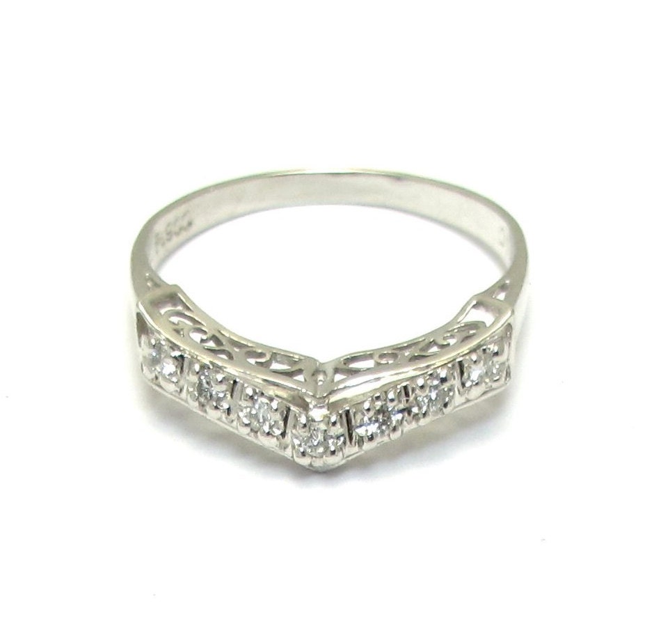 Art Deco Platin Chevron Diamant Ring - Filigranes Detail Size 6.5 Verlobungsring Gewicht 2.5 Gramm Hochzeit #572 Art Deco Platin Chevron Diamant Ring - Filigranes Detail Size 6.5 Verlobungsring Gewicht 2.5 Gramm Hochzeit #572 von WatchandWares