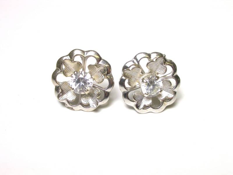 Blumige Weißer Saphir Ohrringe Mit Offenem Design - Weißgold Vergoldet Geschenk Für Ihre Mutter Schatz # 1150 von WatchandWares