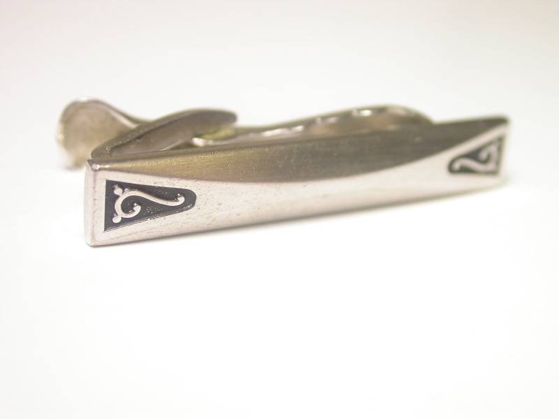 Hickok Tie Tack Mit Schwarz Und Silber Detail - Rechteckig Traverse Mann Mann-Schmuck Mode-Hochzeits-Bräutigam Abschlussgeschenk # 875 von WatchandWares