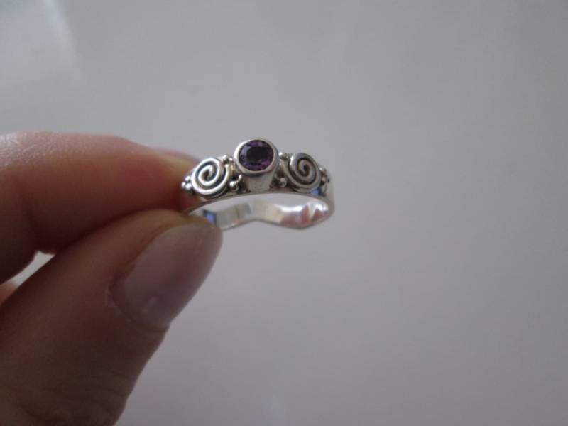 Amethyst Zig Zag Edelstein Sterling Silber Vintage Ring, Größe 7, 5 von WatchesAndJewels