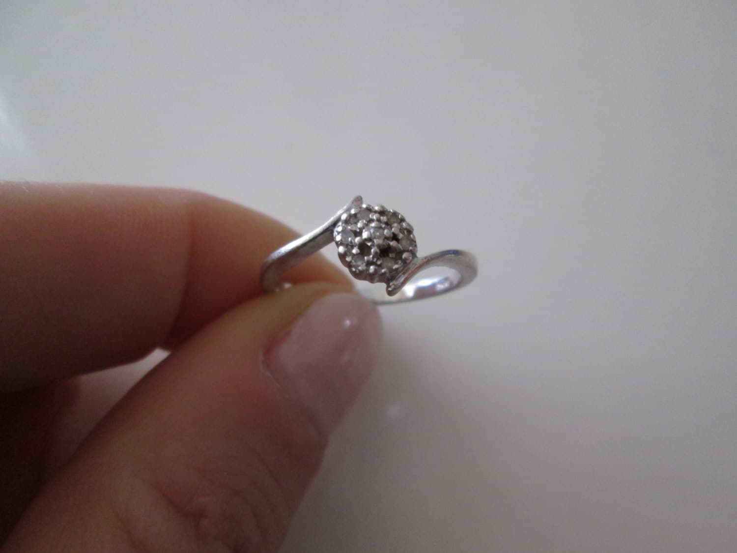 Diamant Sterling Silber 925 Vintage-Ring, Größe 6 Diamant Sterling Silber 925 Vintage-Ring, Größe 6 von WatchesAndJewels