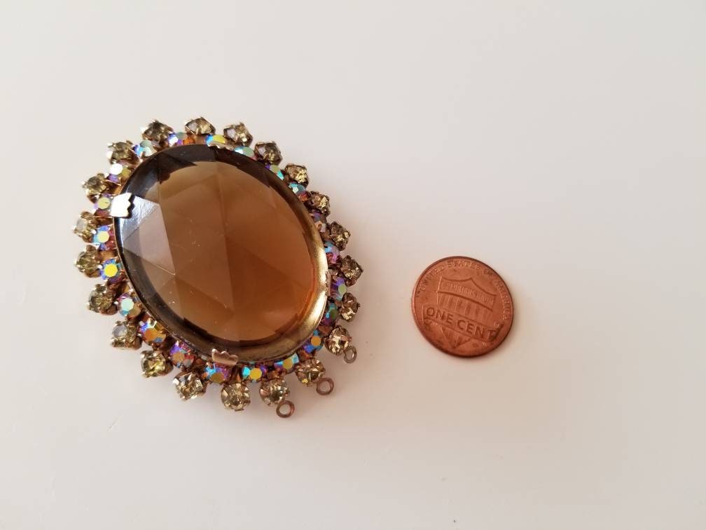 Gold Tone Vintage Brosche Gold Tone Vintage Brosche von WatchesAndJewels
