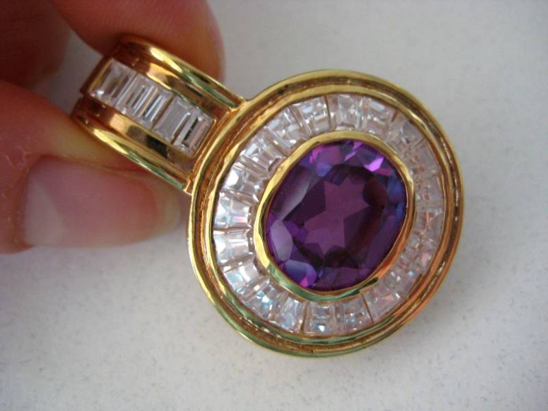 Goldton 925 Sterling Silber Lila Und Klar Crystal Pendant, Hervorragendem Zustand von WatchesAndJewels