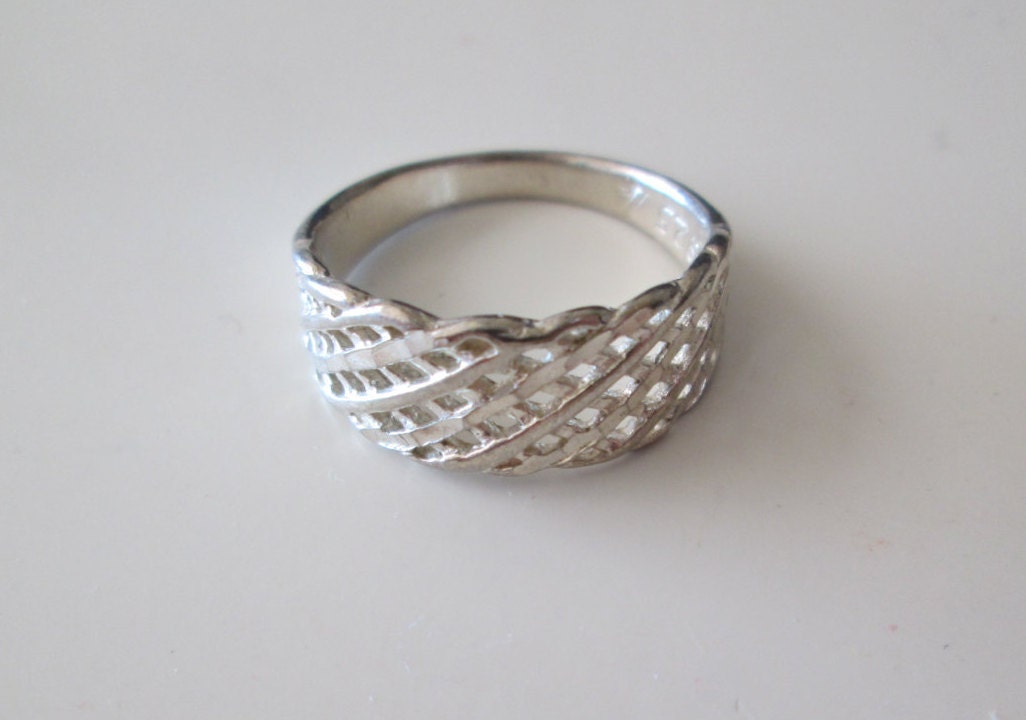 Ics 925 Sterlingsilber Vintage Mesh Band Ring, Größe 7, 5 Ics 925 Sterlingsilber Vintage Mesh Band Ring, Größe 7, 5 von WatchesAndJewels