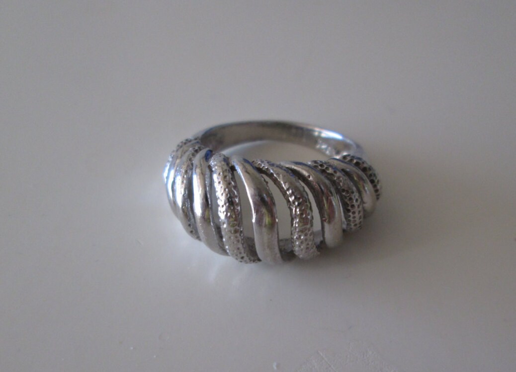 Sterling Silber Mehrere Streifen Bandring, Größe 6 Sterling Silber Mehrere Streifen Bandring, Größe 6 von WatchesAndJewels